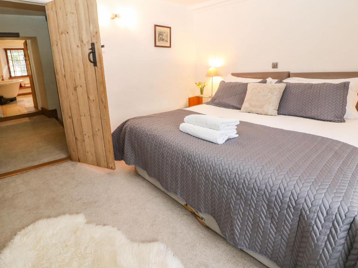 Castle Combe Cottage Экстерьер фото