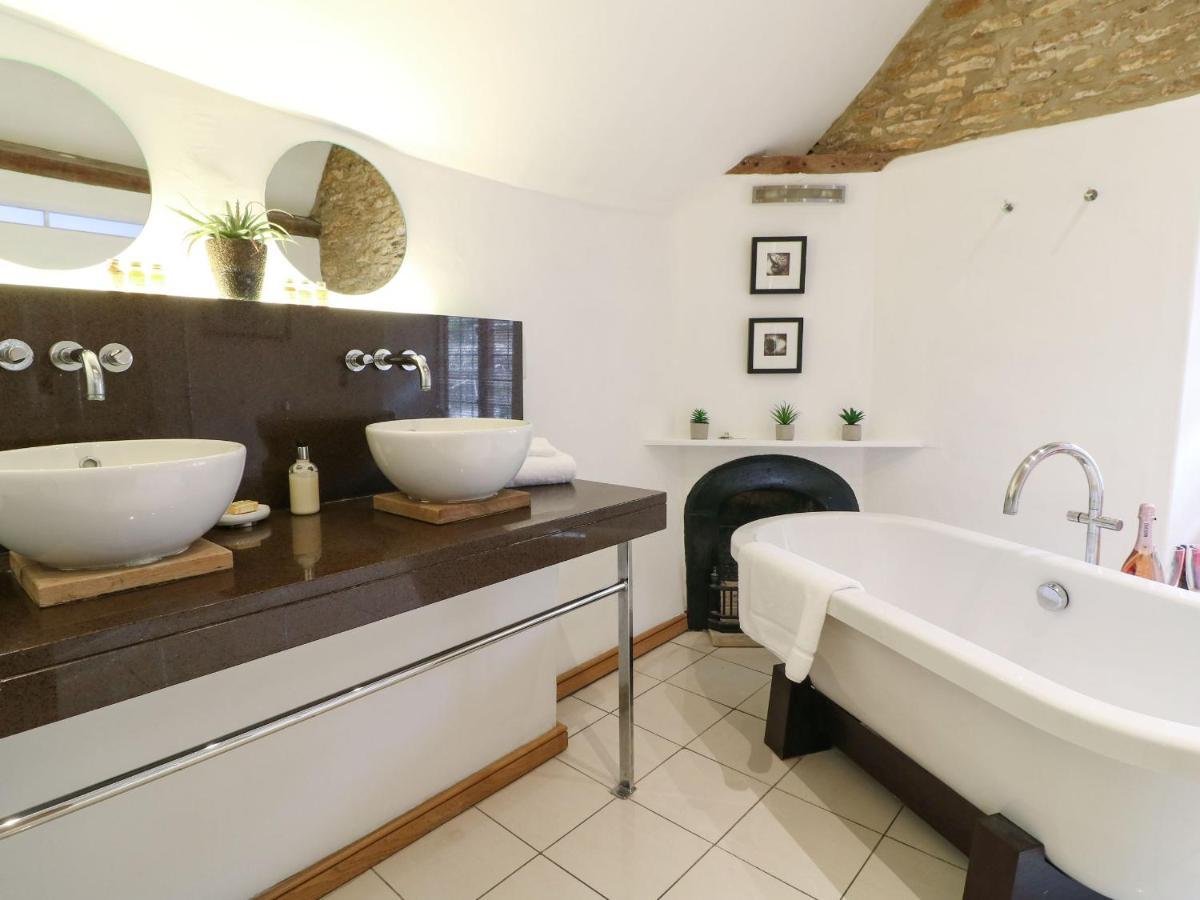 Castle Combe Cottage Экстерьер фото
